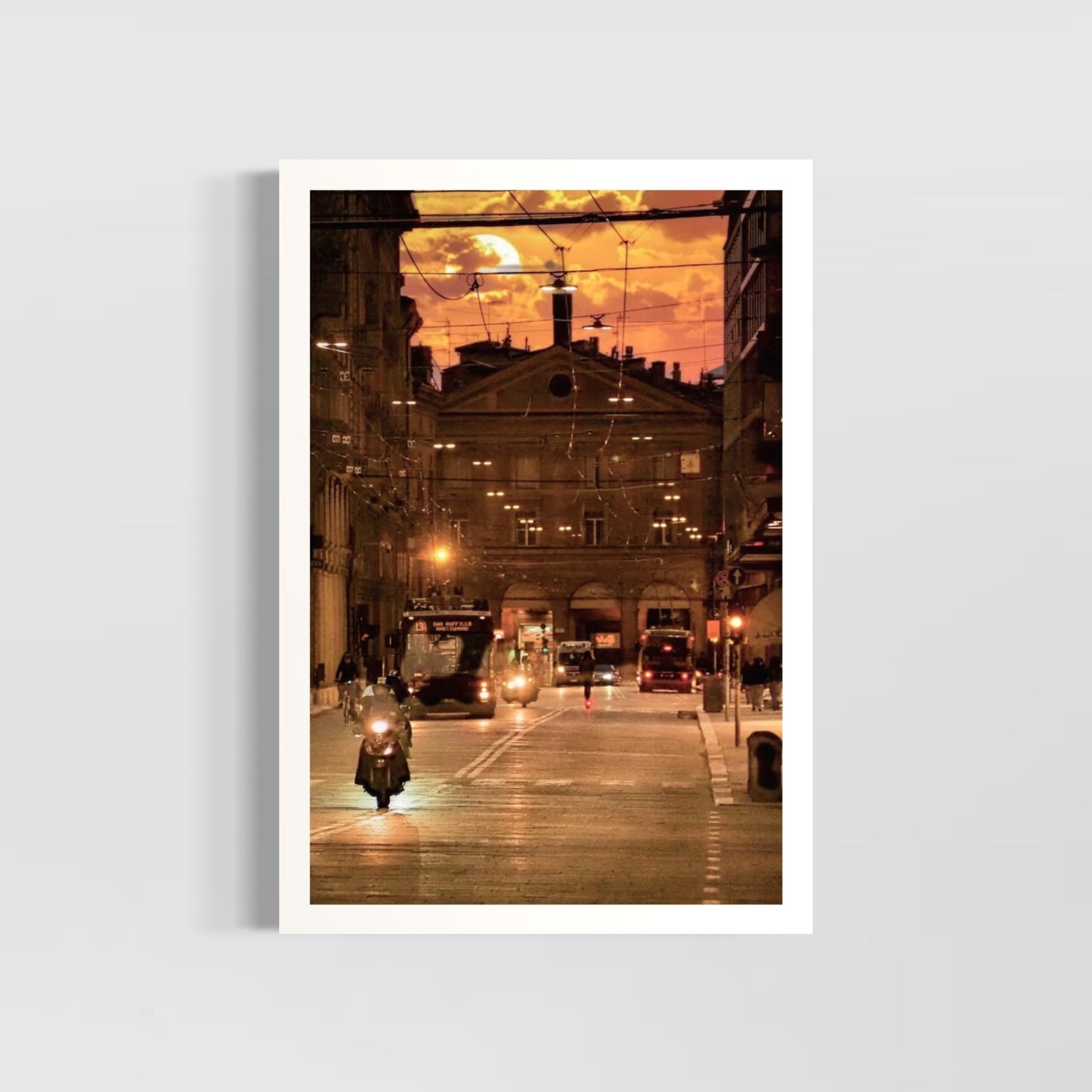 Tramonto su Via Ugo Bassi